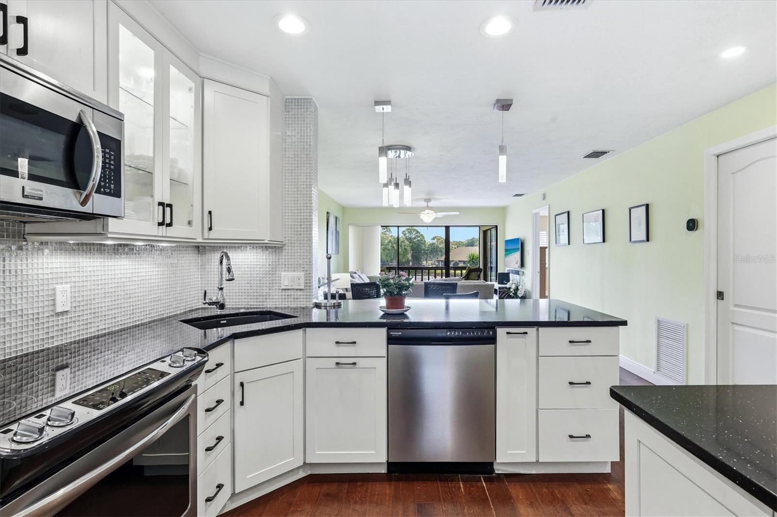 5186 LAKE VILLAGE DR #90, SARASOTA, FL, 34235