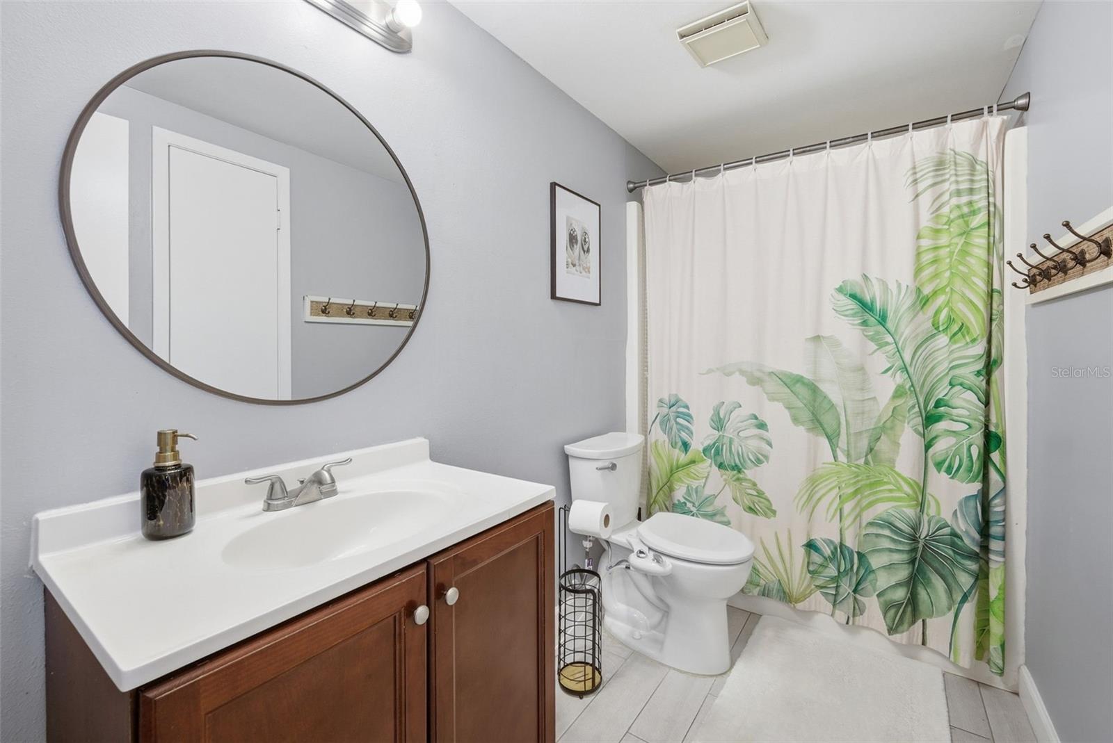 7507 WOODLAND OAKS CT, TAMPA, FL, 33615