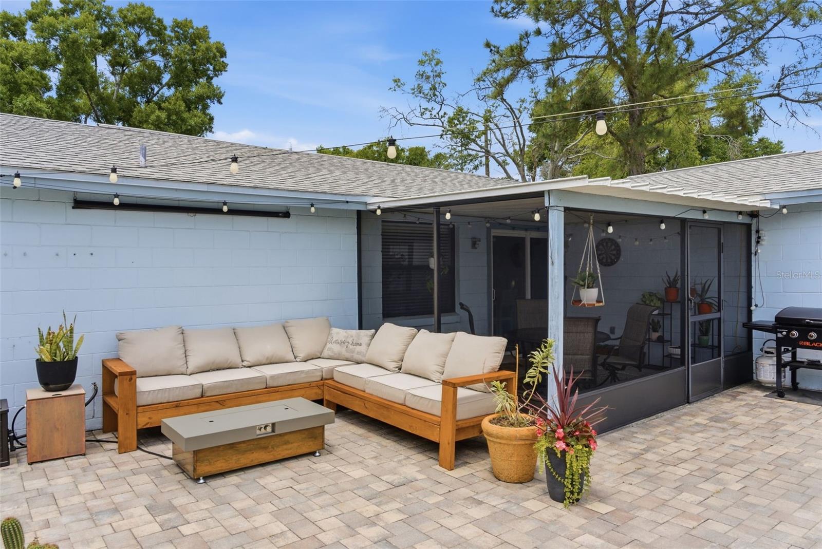 7507 WOODLAND OAKS CT, TAMPA, FL, 33615