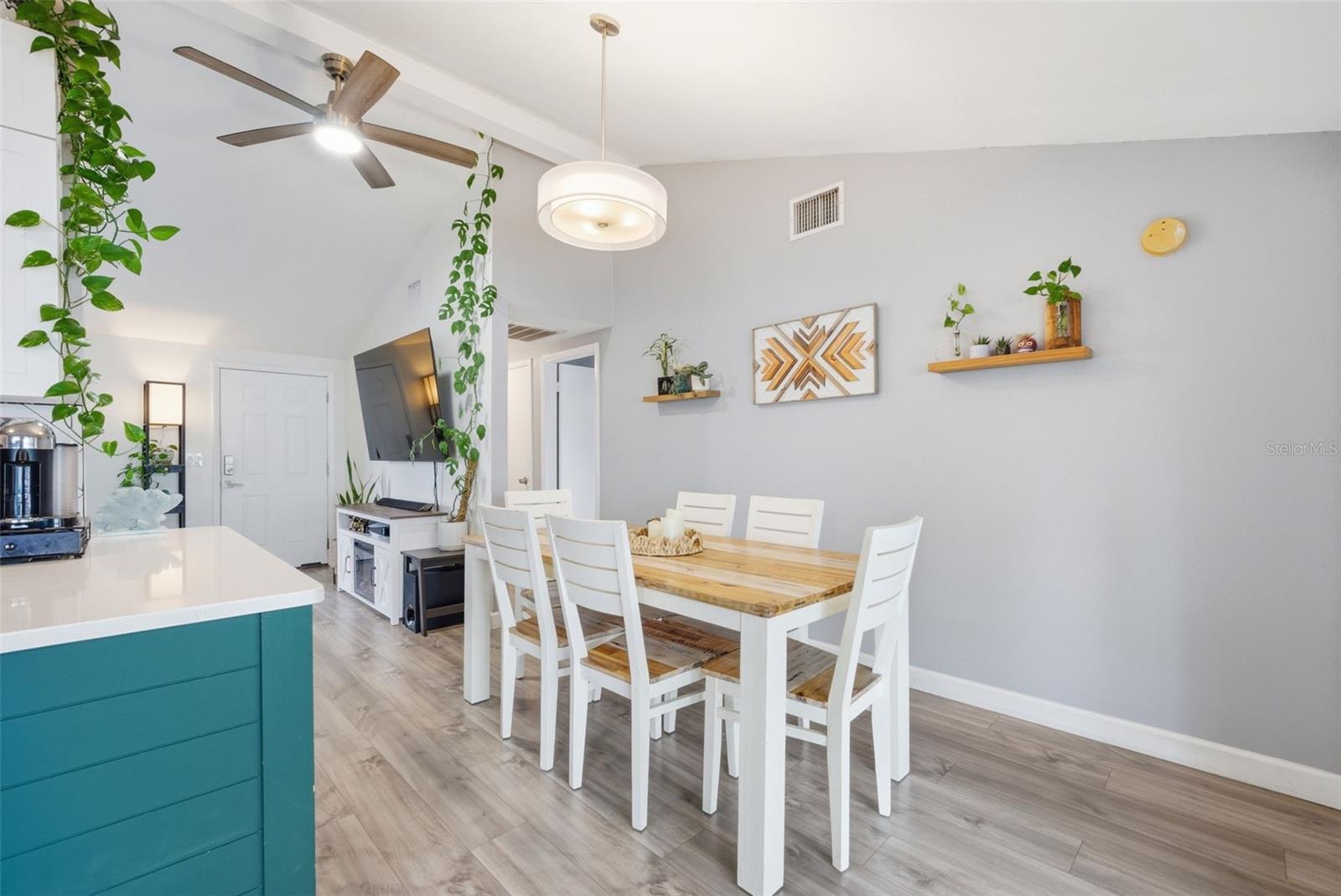 7507 WOODLAND OAKS CT, TAMPA, FL, 33615