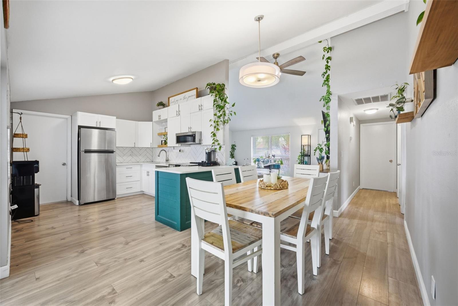 7507 WOODLAND OAKS CT, TAMPA, FL, 33615