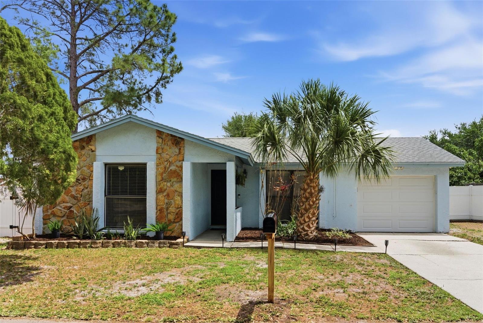 7507 WOODLAND OAKS CT, TAMPA, FL, 33615