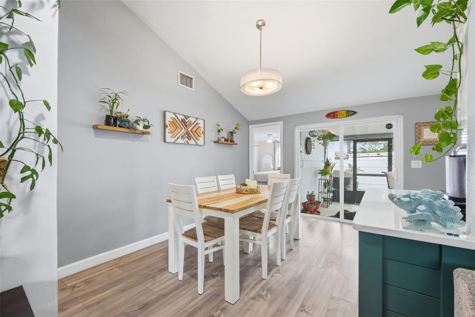 7507 WOODLAND OAKS CT, TAMPA, FL, 33615