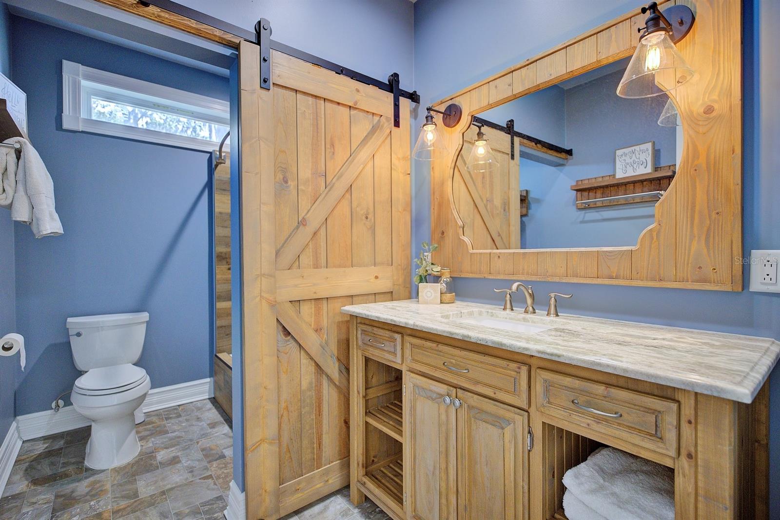 424 LAKE MIRROR DR, LAKE PLACID, FL, 33852