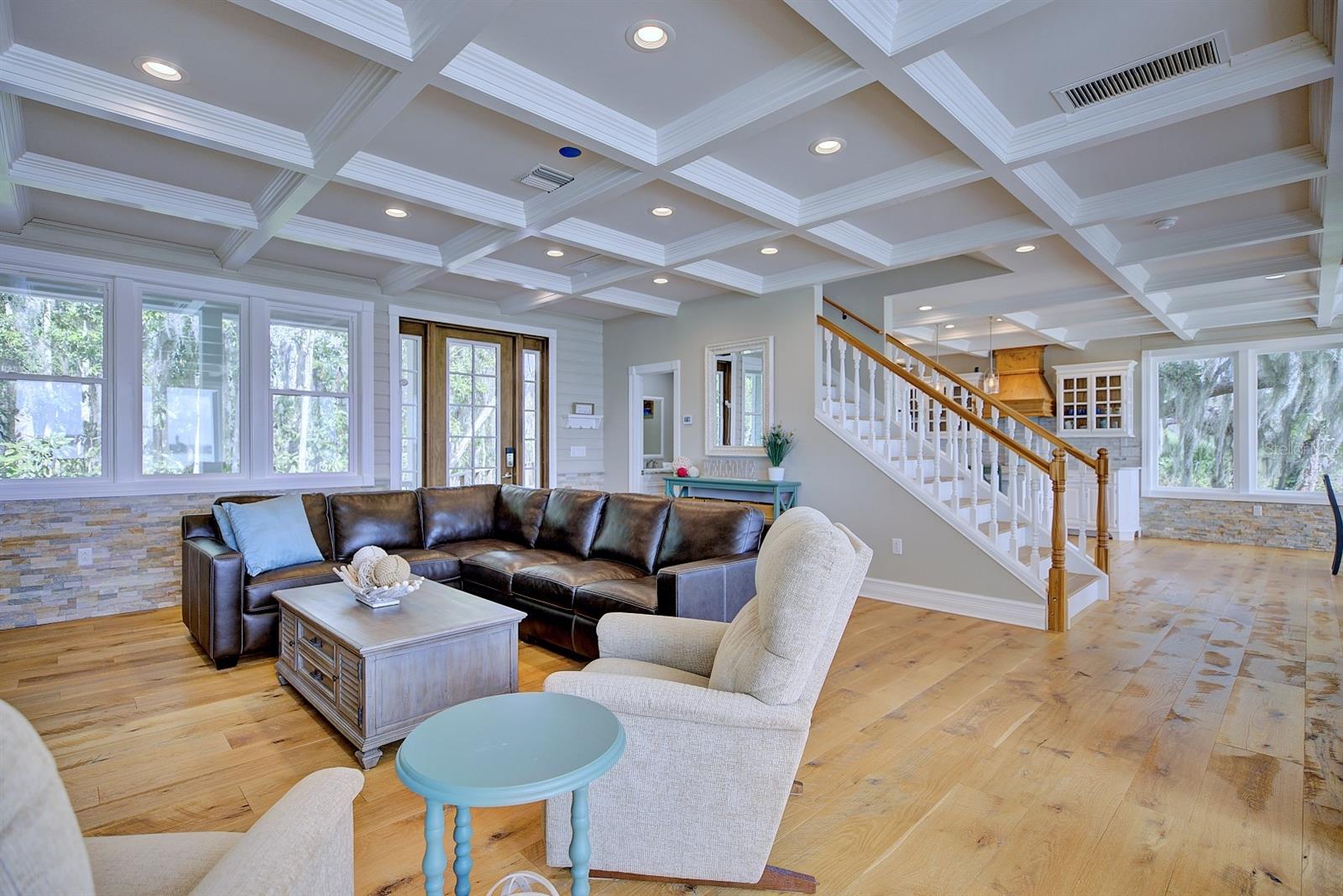 424 LAKE MIRROR DR, LAKE PLACID, FL, 33852