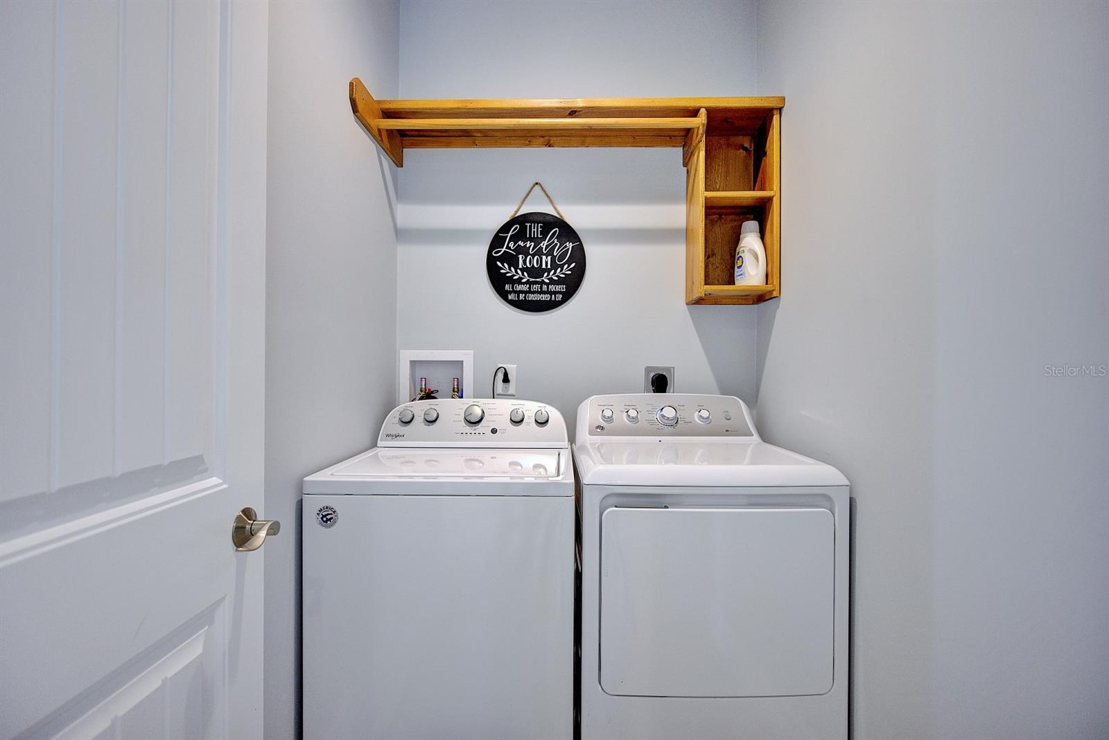 424 LAKE MIRROR DR, LAKE PLACID, FL, 33852