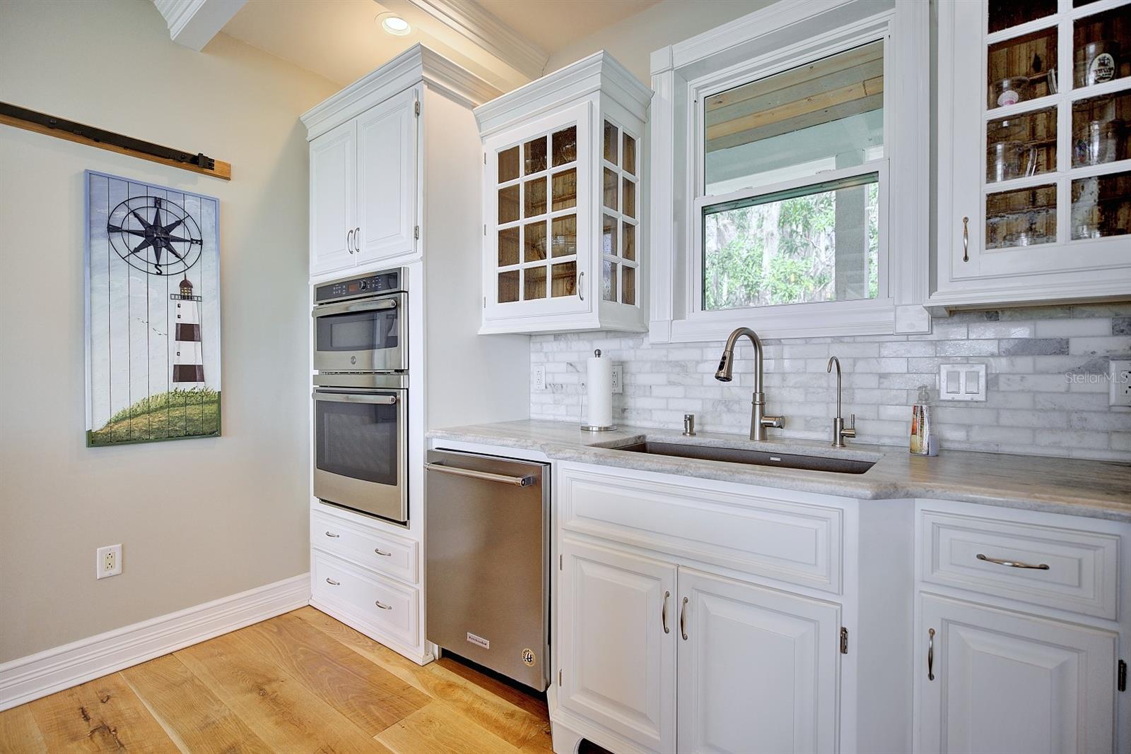 424 LAKE MIRROR DR, LAKE PLACID, FL, 33852