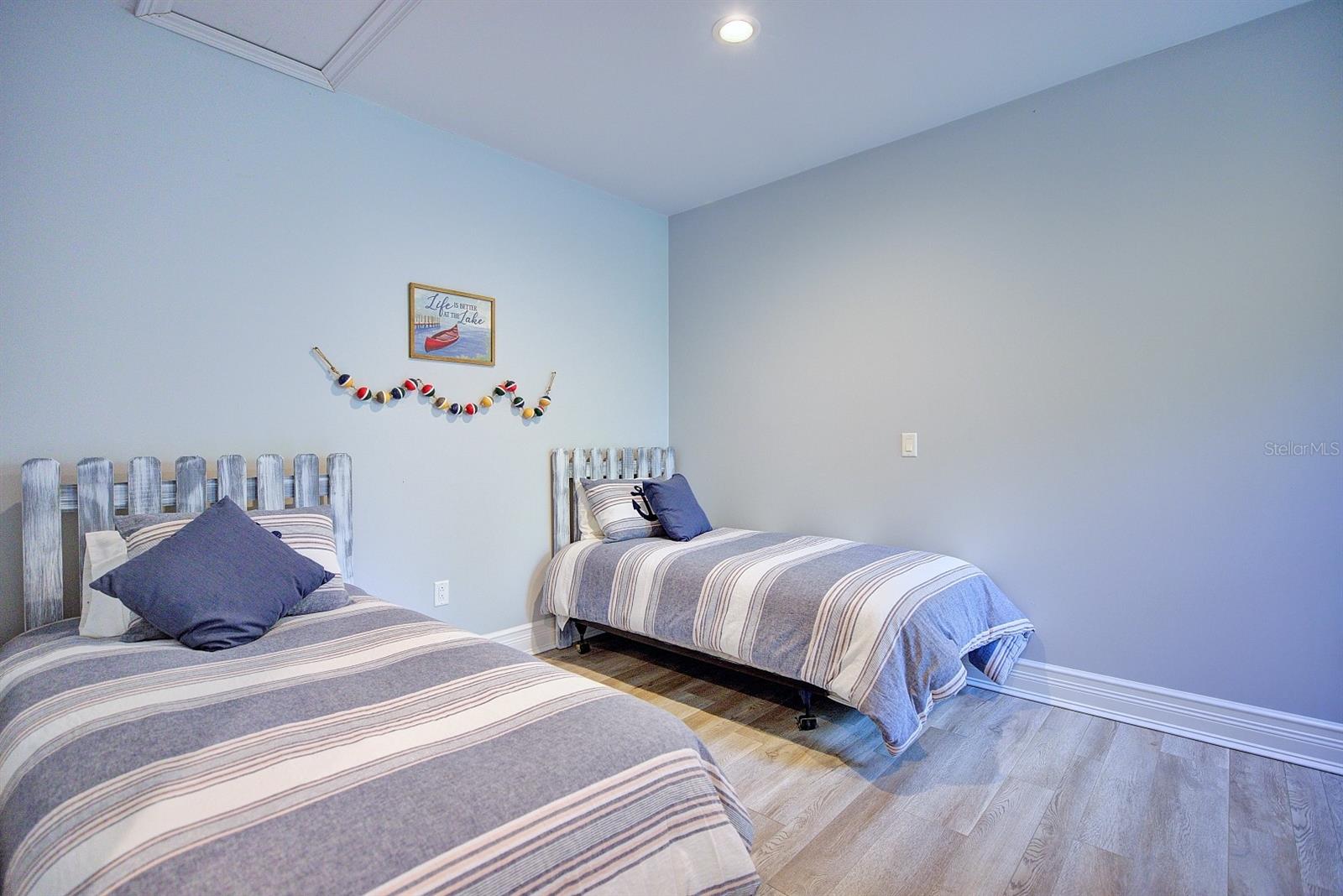 424 LAKE MIRROR DR, LAKE PLACID, FL, 33852