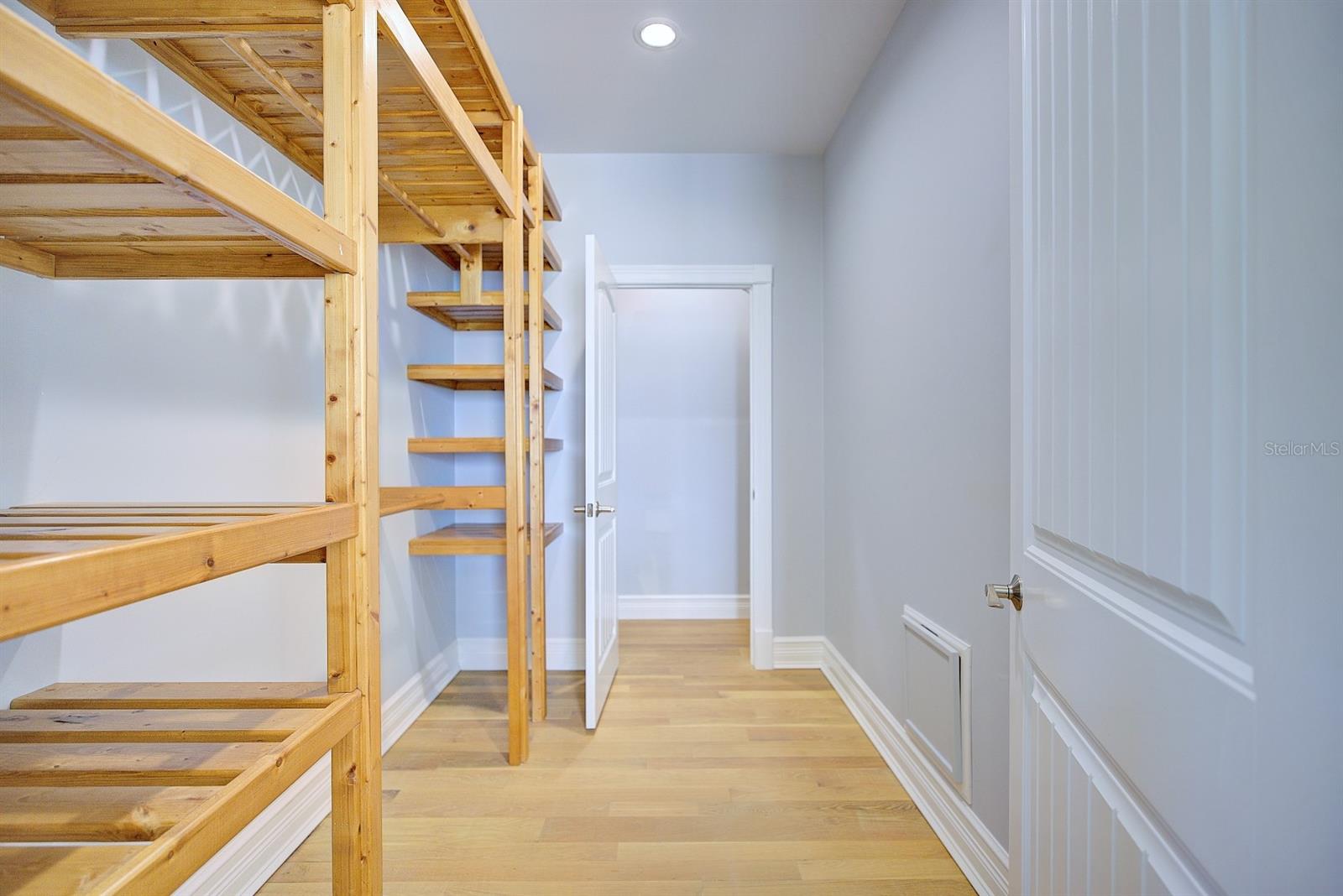 424 LAKE MIRROR DR, LAKE PLACID, FL, 33852