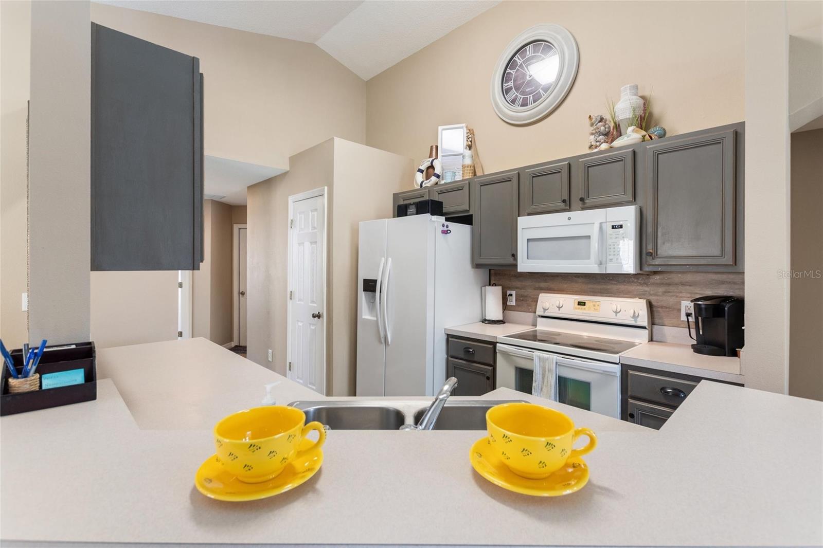 237 SEVILLA AVE, DAVENPORT, FL, 33897