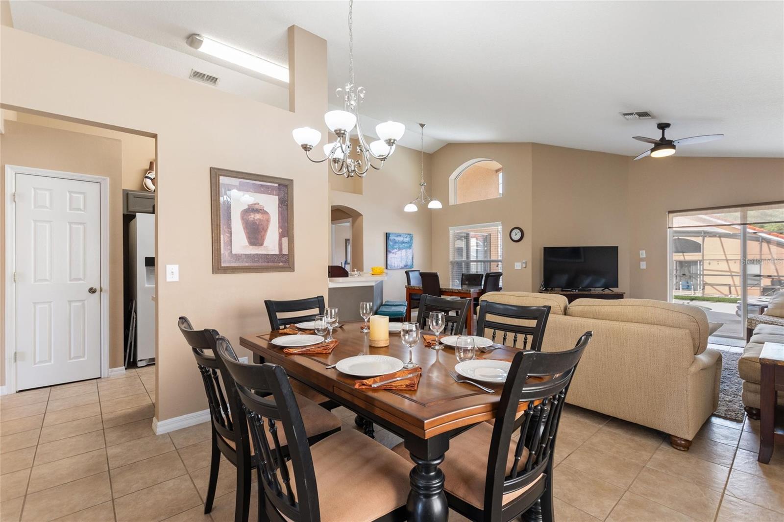 237 SEVILLA AVE, DAVENPORT, FL, 33897