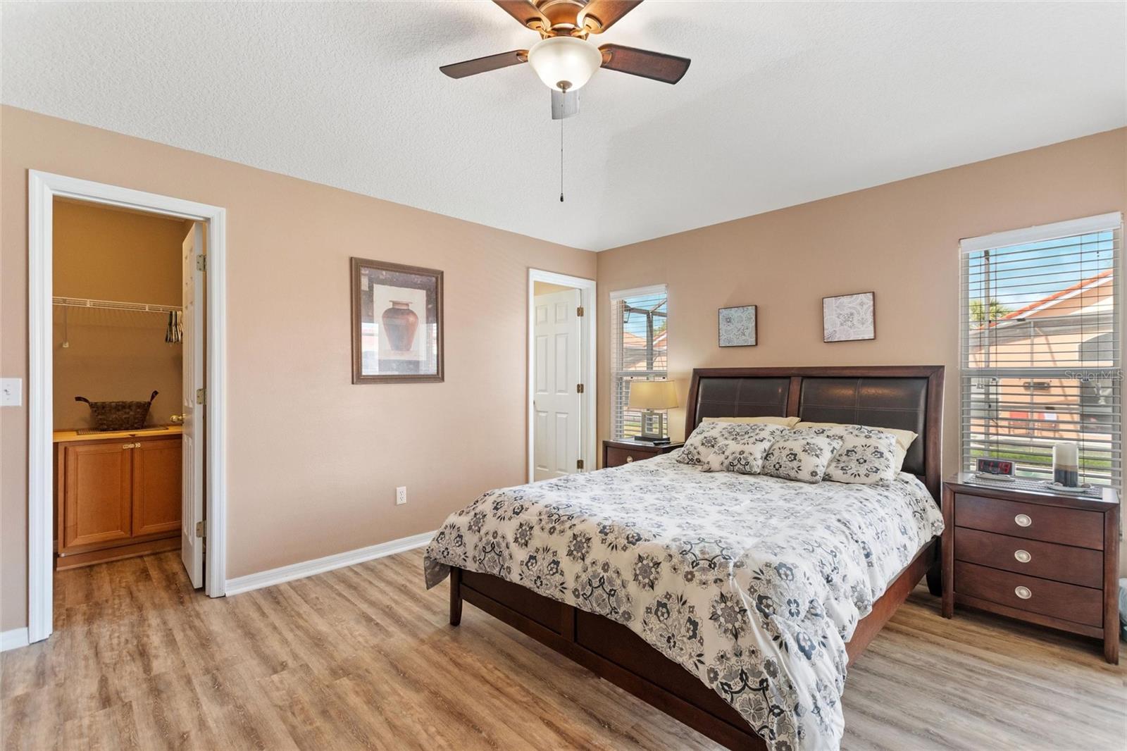 237 SEVILLA AVE, DAVENPORT, FL, 33897