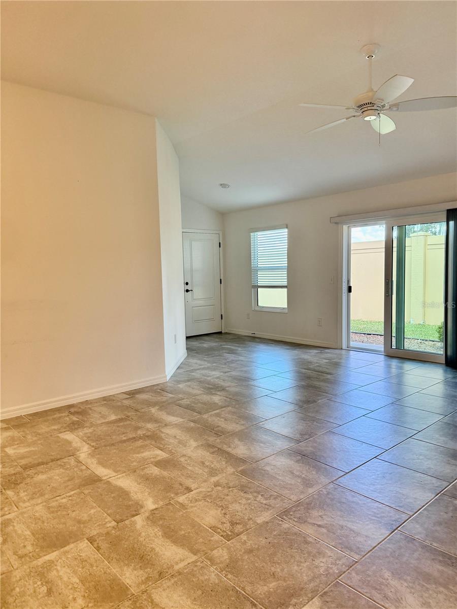 5805 VALENTE CT, THE VILLAGES, FL, 32163