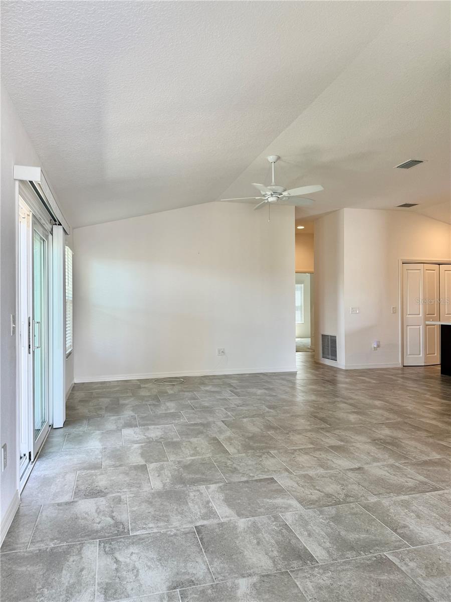 5805 VALENTE CT, THE VILLAGES, FL, 32163