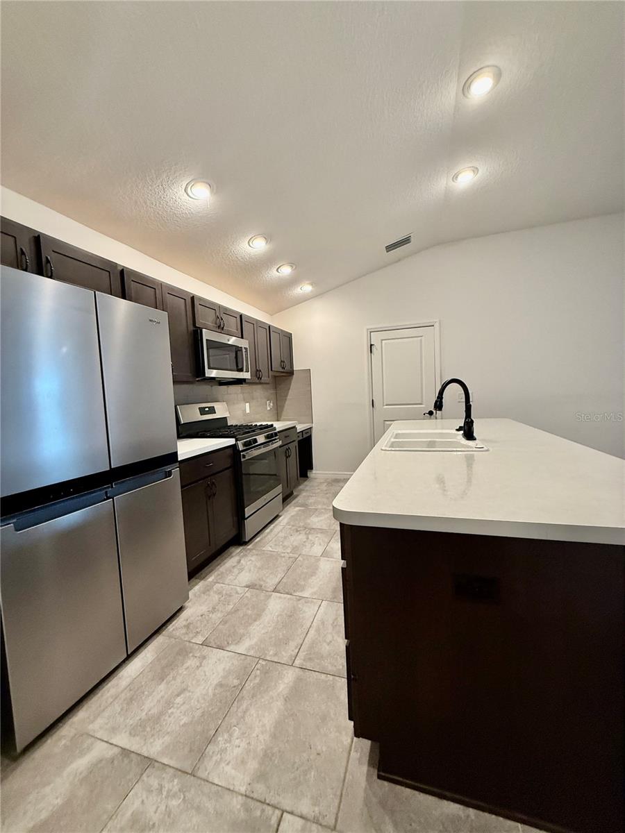 5805 VALENTE CT, THE VILLAGES, FL, 32163