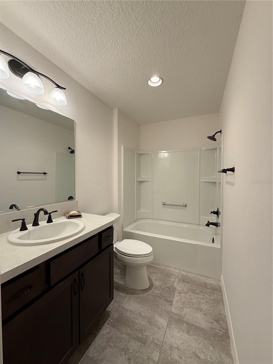 5805 VALENTE CT, THE VILLAGES, FL, 32163