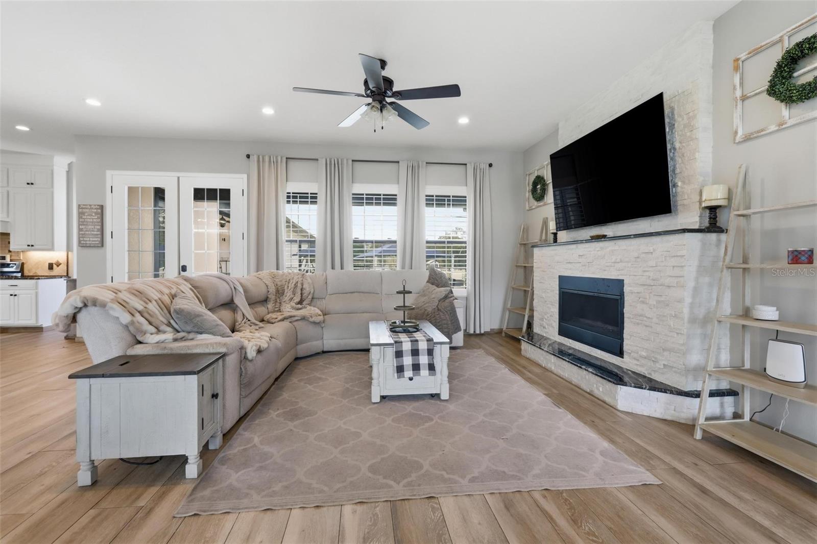 345 CYPRESS ISLES RD, OSTEEN, FL, 32764