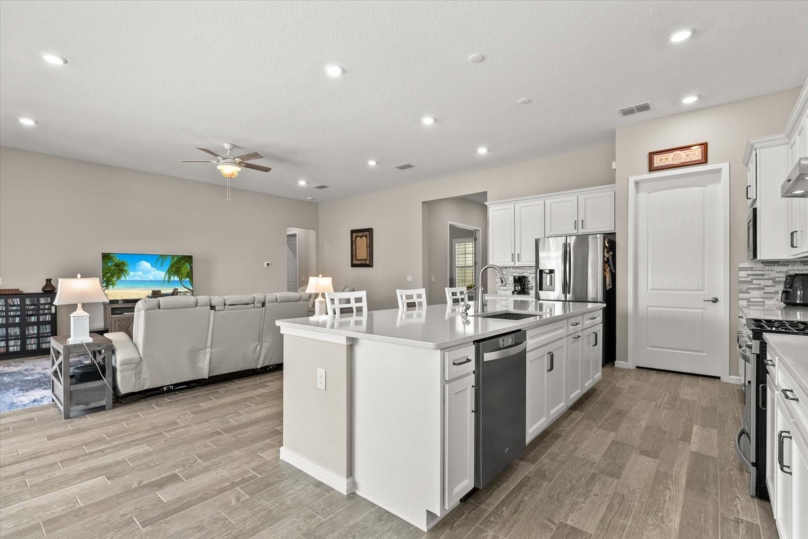 8510 COASTAL PALMS GLN, PARRISH, FL, 34219