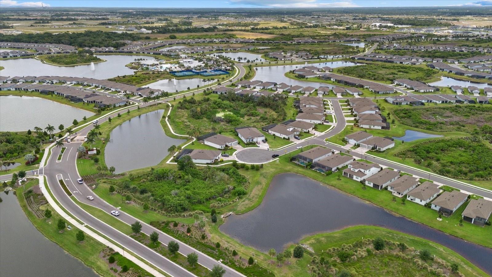 8510 COASTAL PALMS GLN, PARRISH, FL, 34219