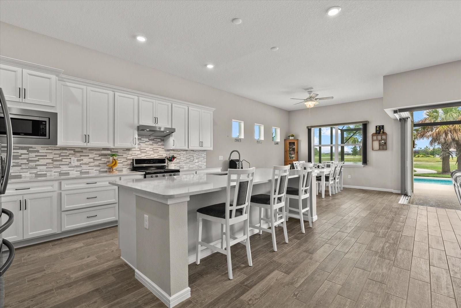 8510 COASTAL PALMS GLN, PARRISH, FL, 34219