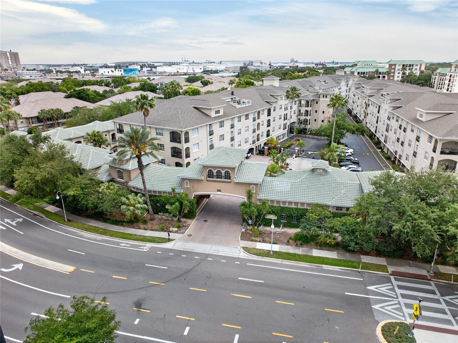 501 KNIGHTS RUN AVE #4102, TAMPA, FL, 33602