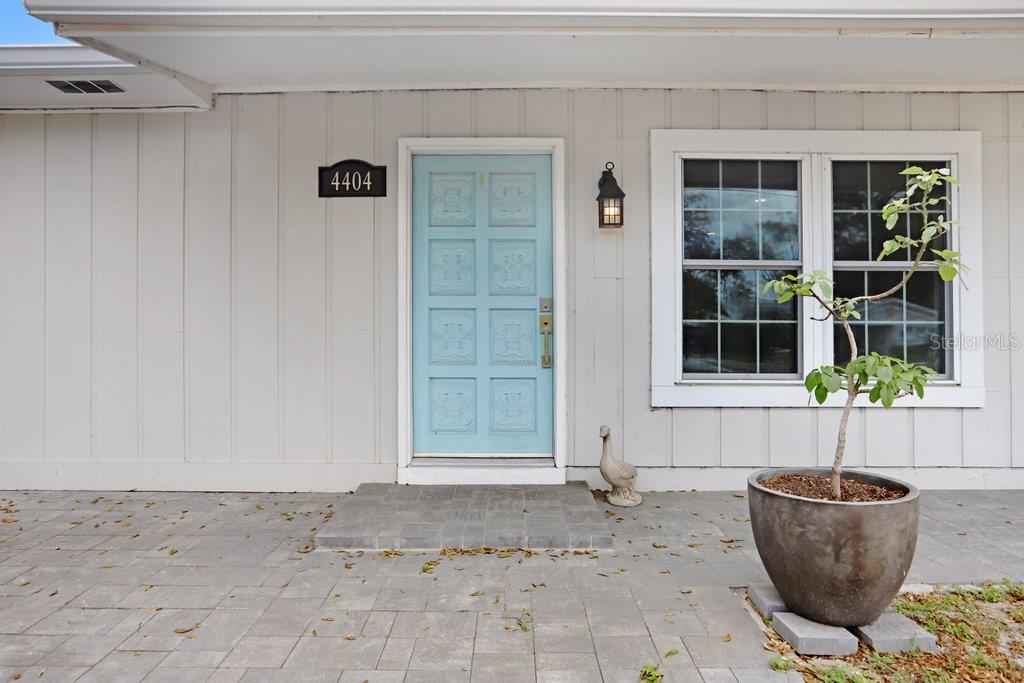 4404 W WISCONSIN AVE, TAMPA, FL, 33616