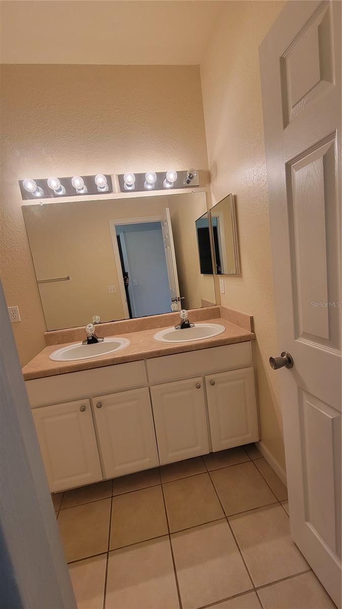 4316 NW 48TH #106, GAINESVILLE, FL, 32606