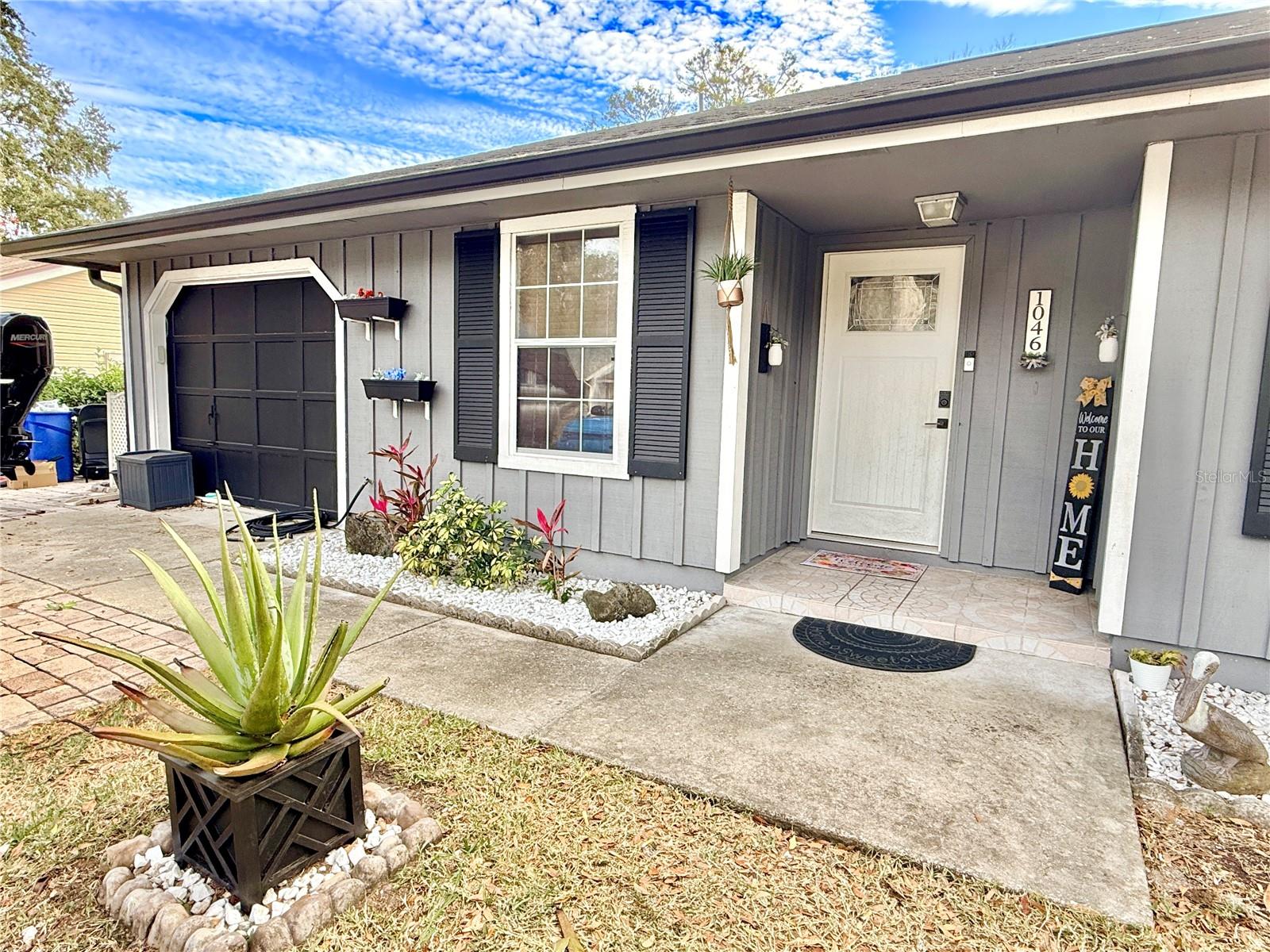 1046 W SAMMS AVE, PORT ORANGE, FL, 32129