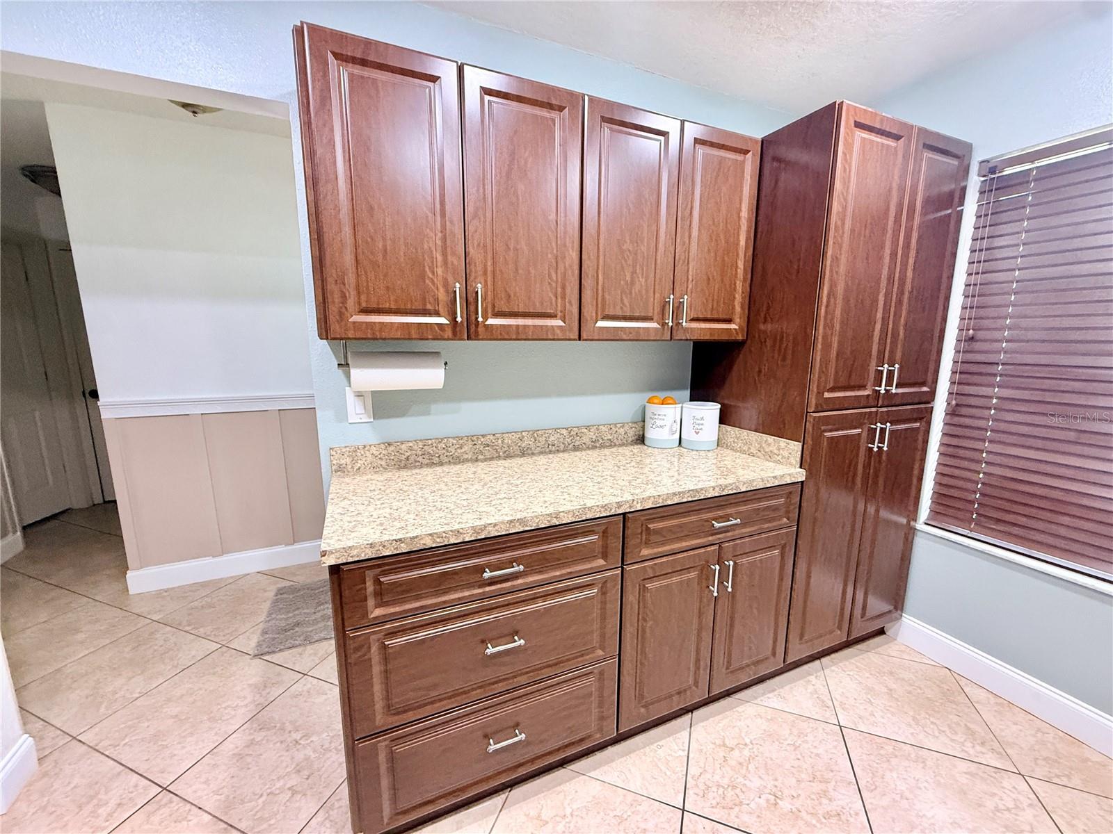 1046 W SAMMS AVE, PORT ORANGE, FL, 32129