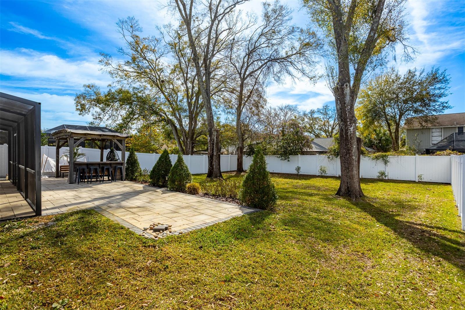 4914 LAKESHORE OAKS CT, TAMPA, FL, 33624