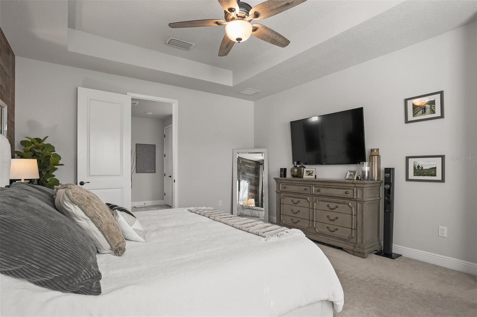 4914 LAKESHORE OAKS CT, TAMPA, FL, 33624