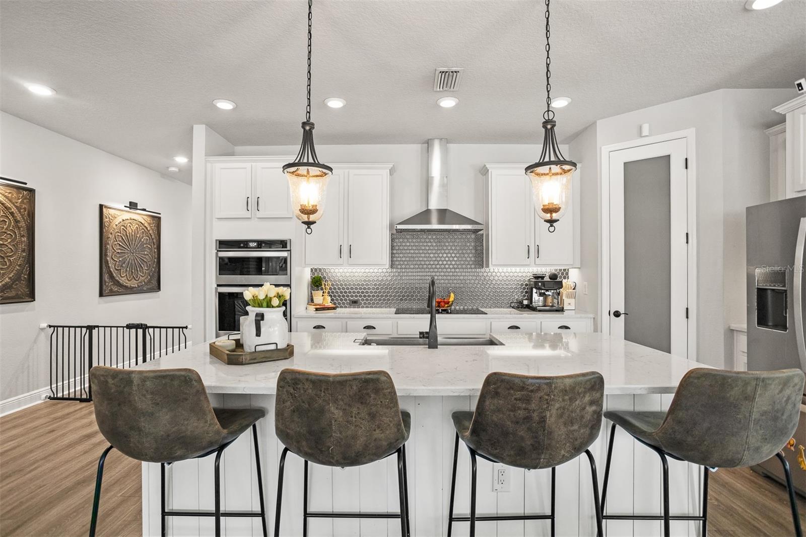 4914 LAKESHORE OAKS CT, TAMPA, FL, 33624