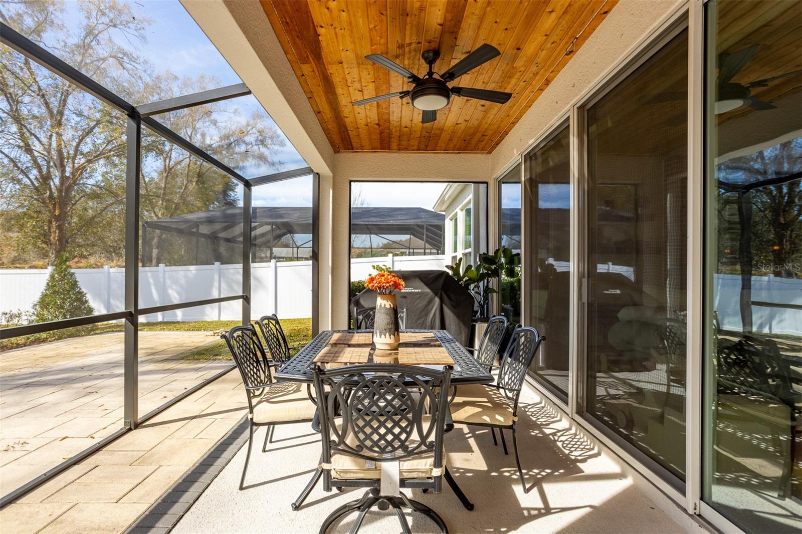 4914 LAKESHORE OAKS CT, TAMPA, FL, 33624