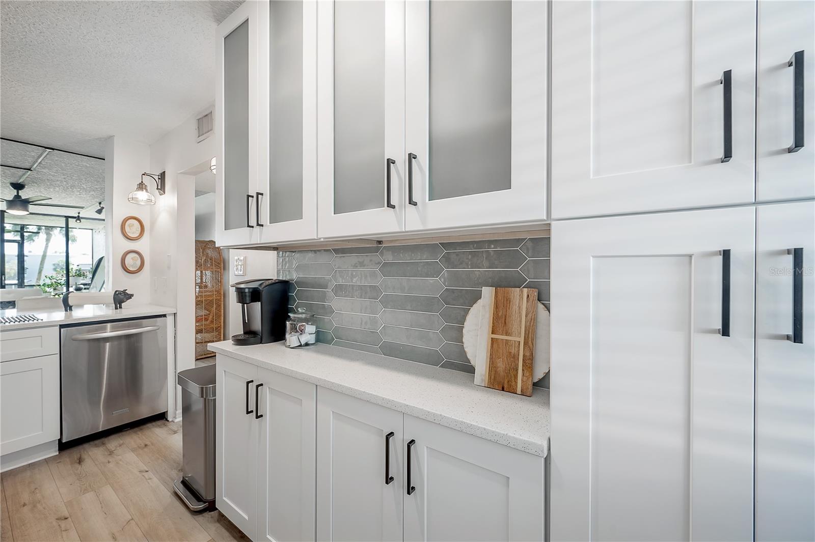 2424 W TAMPA BAY BLVD #M104, TAMPA, FL, 33607