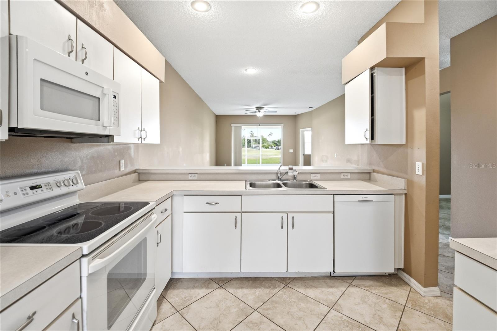 177 CLUB VILLAS LN, KISSIMMEE, FL, 34744