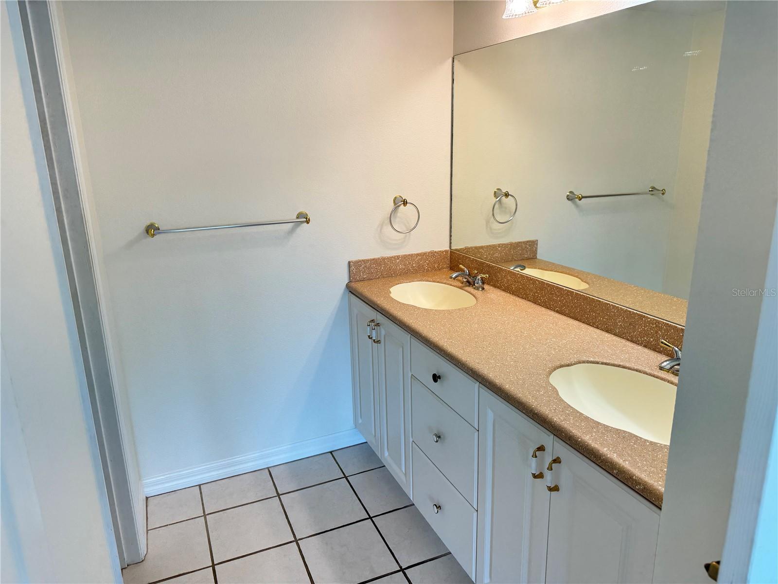 204 3RD ST W #204, BRADENTON, FL, 34205