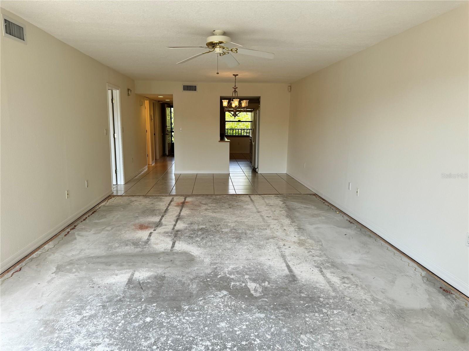 204 3RD ST W #204, BRADENTON, FL, 34205