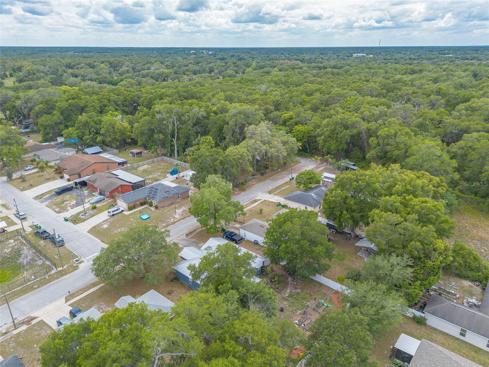 1031 E WALTS AVE, DELAND, FL, 32724