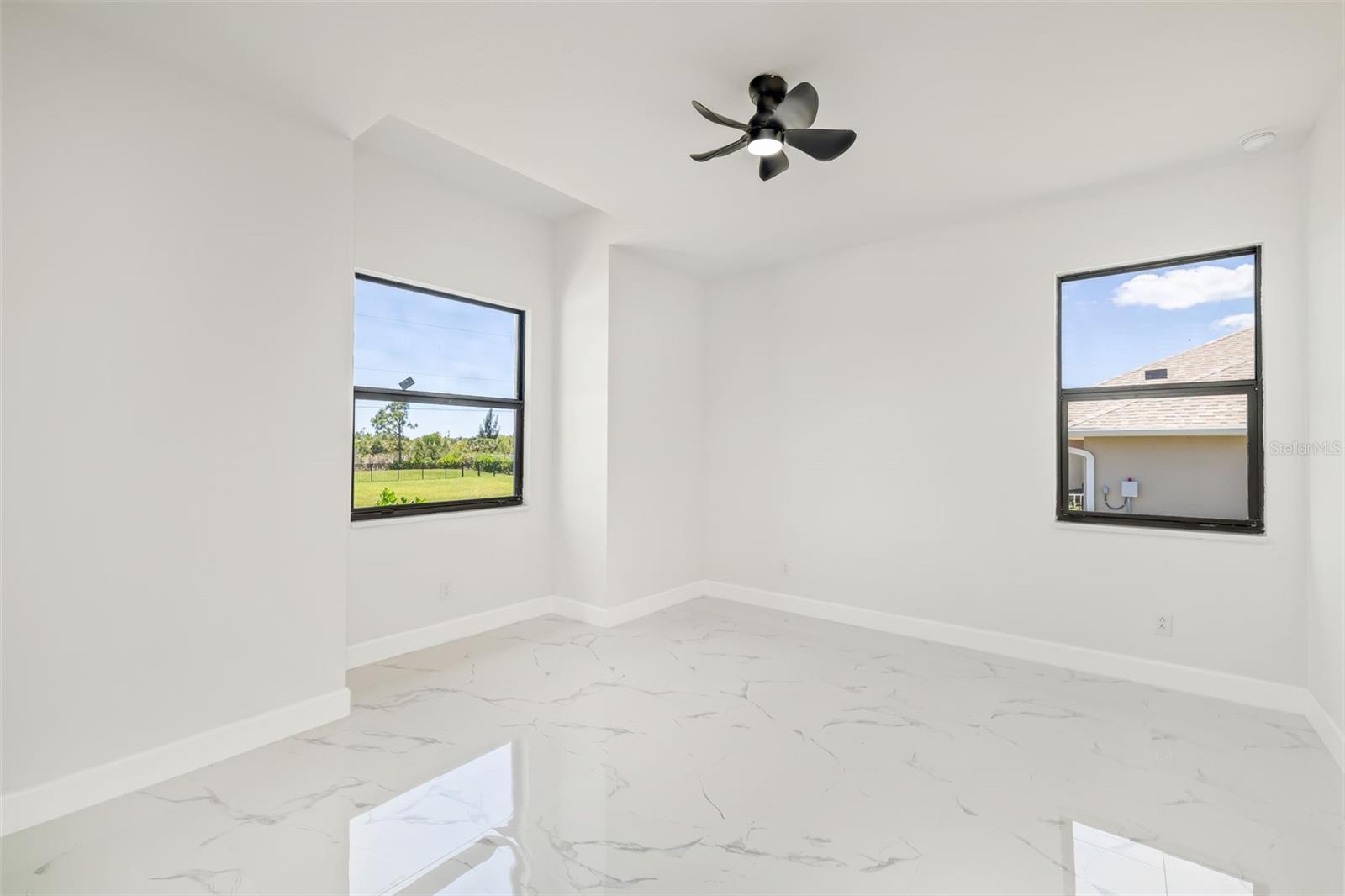 15725 AUTRY CIR, PORT CHARLOTTE, FL, 33981