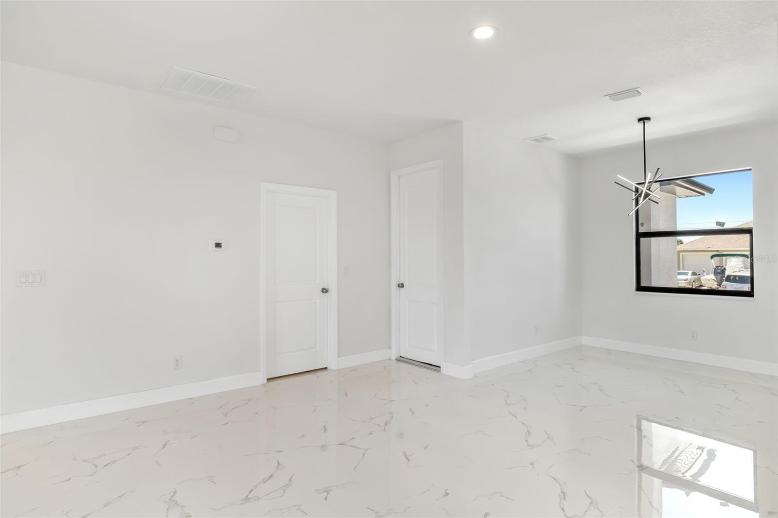 15725 AUTRY CIR, PORT CHARLOTTE, FL, 33981