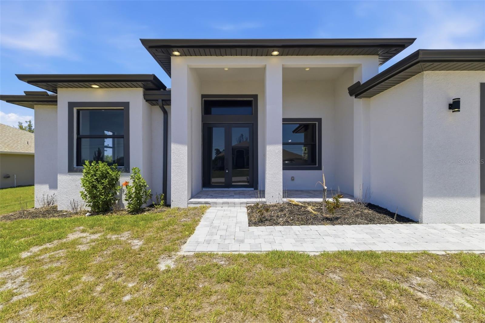 15725 AUTRY CIR, PORT CHARLOTTE, FL, 33981