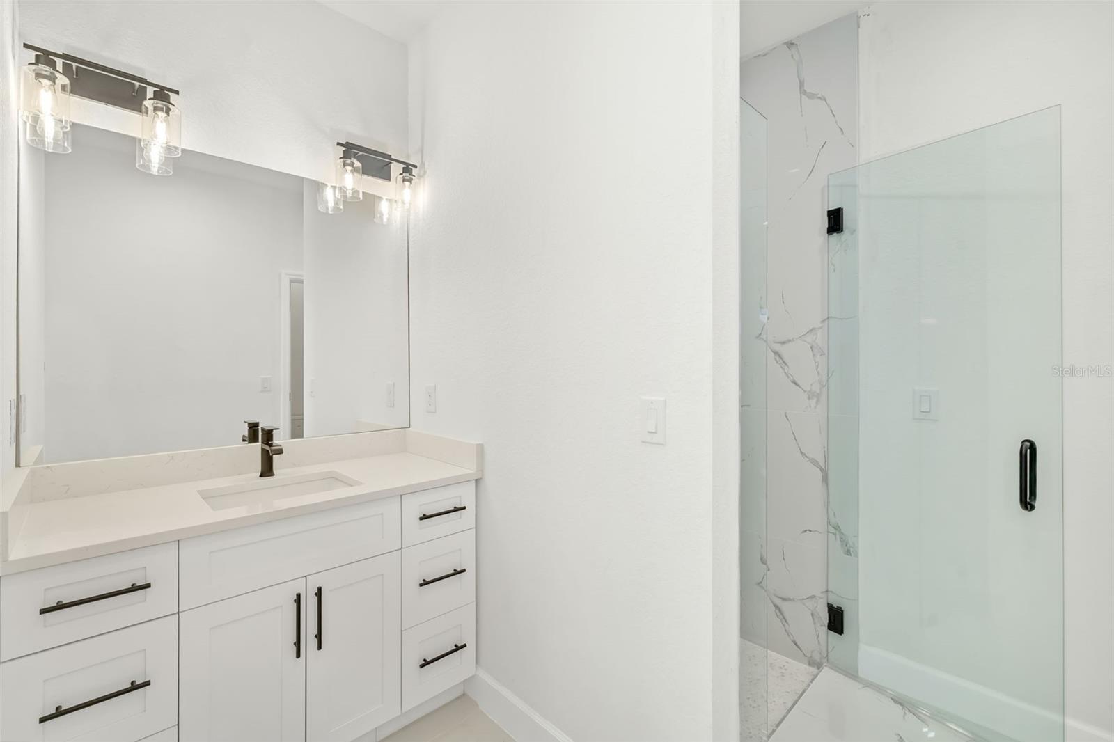 15725 AUTRY CIR, PORT CHARLOTTE, FL, 33981