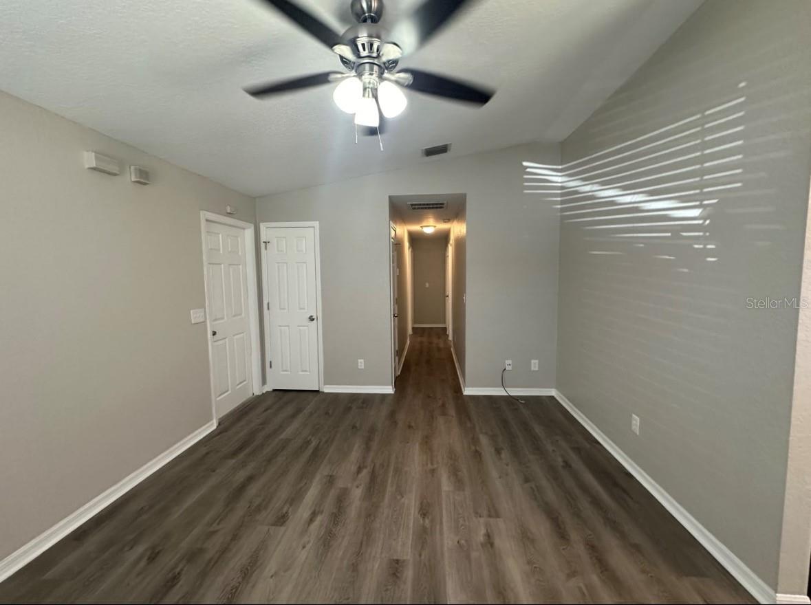 9725 FOX HOLLOW RD, TAMPA, FL, 33647