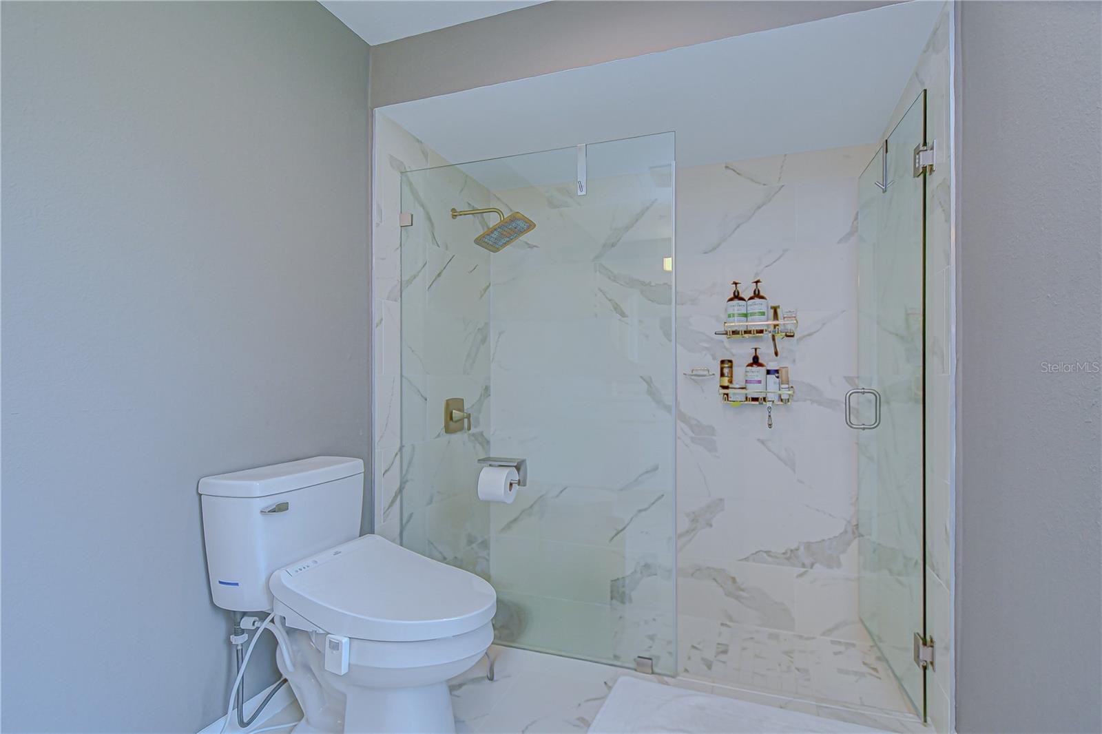 4315 NORTHPARK DR, TAMPA, FL, 33624