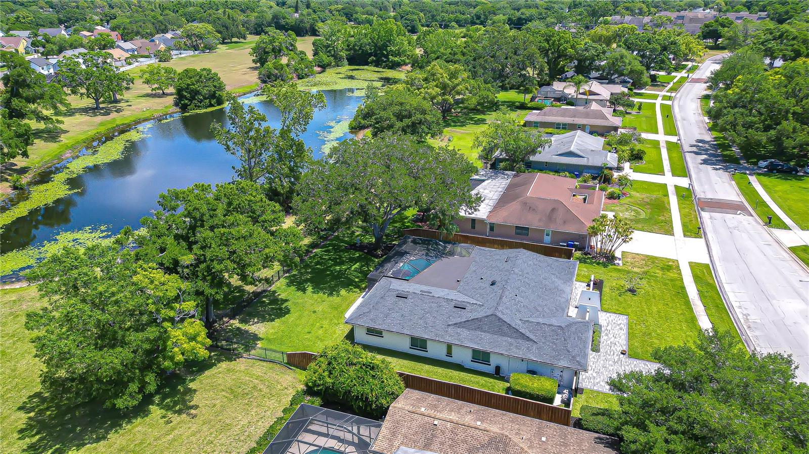 4315 NORTHPARK DR, TAMPA, FL, 33624