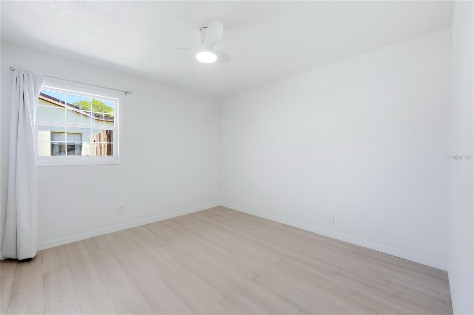 2901 POPLAR ST, SARASOTA, FL, 34237