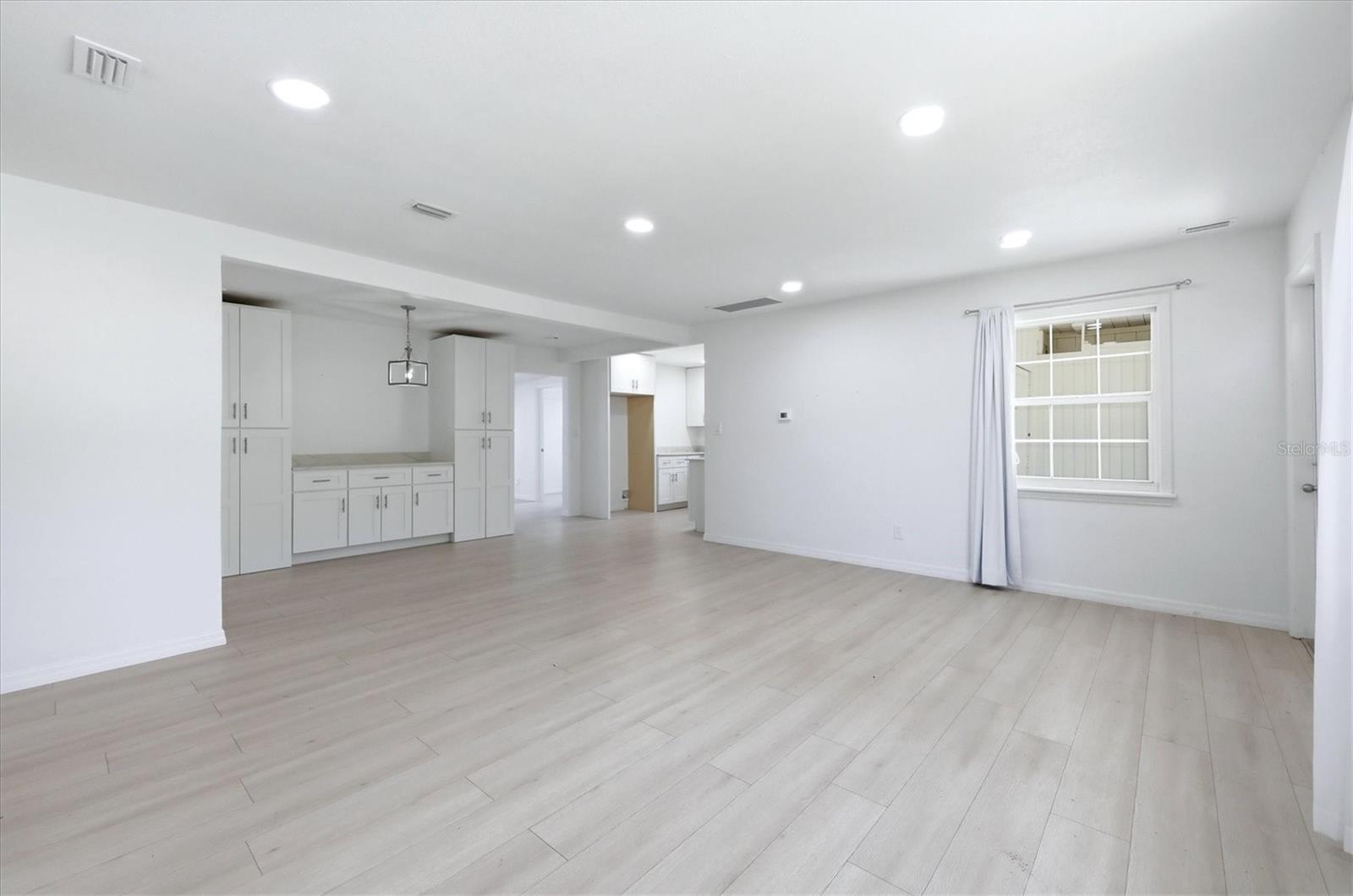 2901 POPLAR ST, SARASOTA, FL, 34237