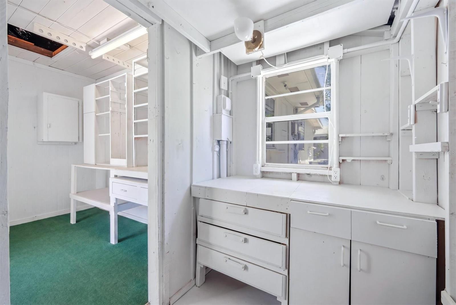 2901 POPLAR ST, SARASOTA, FL, 34237