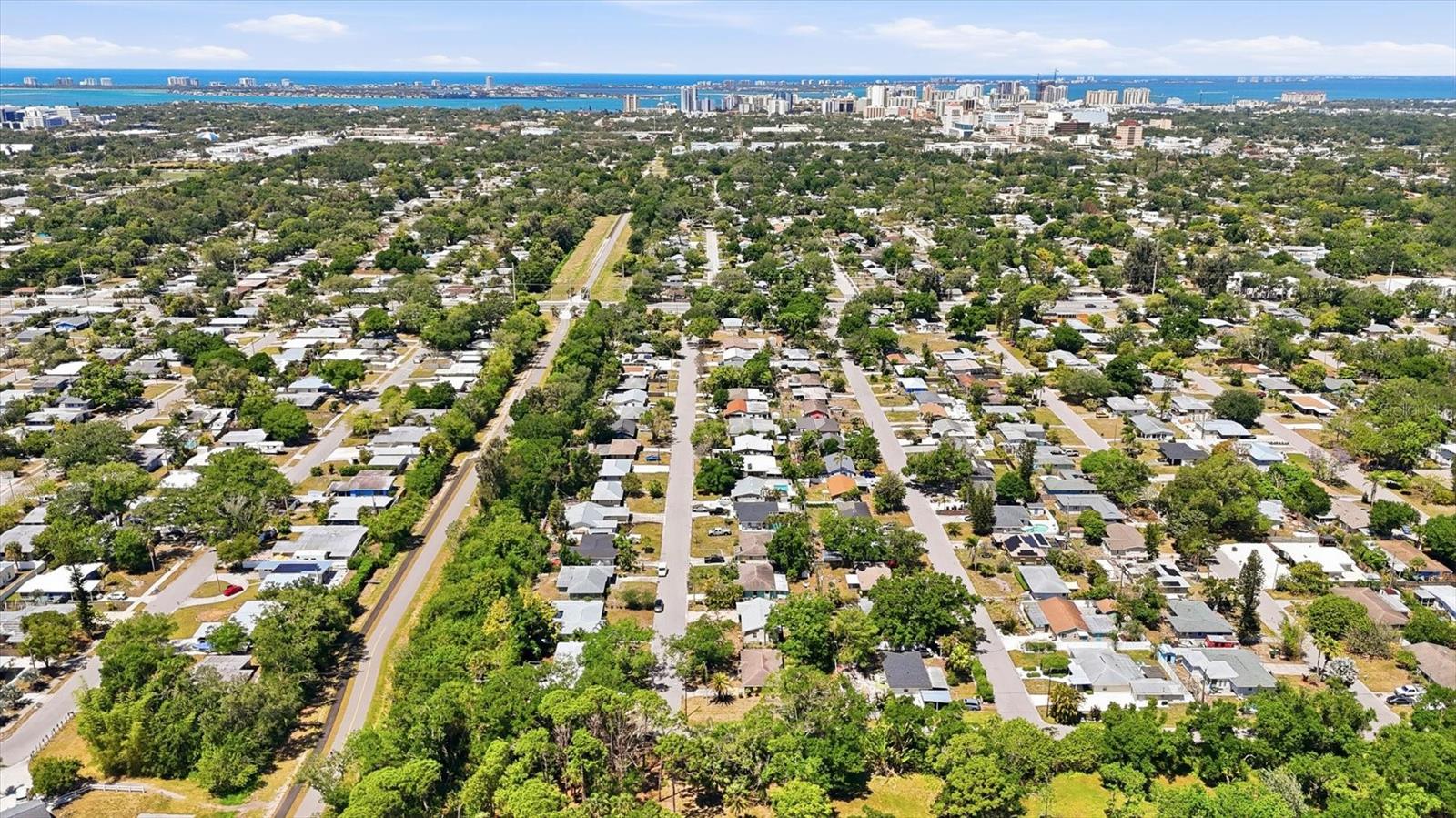 2901 POPLAR ST, SARASOTA, FL, 34237