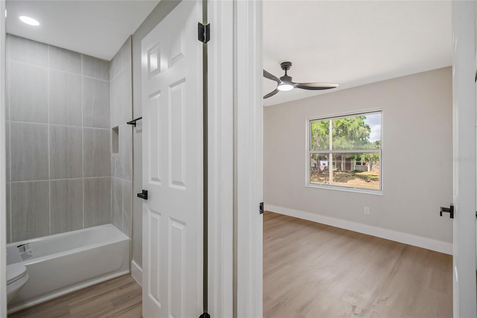 8742 BRACKENWOOD DR, ORLANDO, FL, 32829